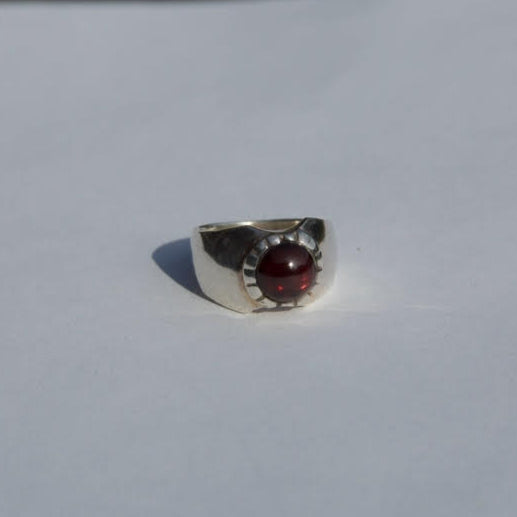 Garnet Pleated Ring